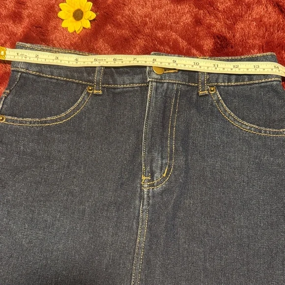 Forever 21 Dark Blue Frayed Hem Mini Skirt - Picture 3 of 8